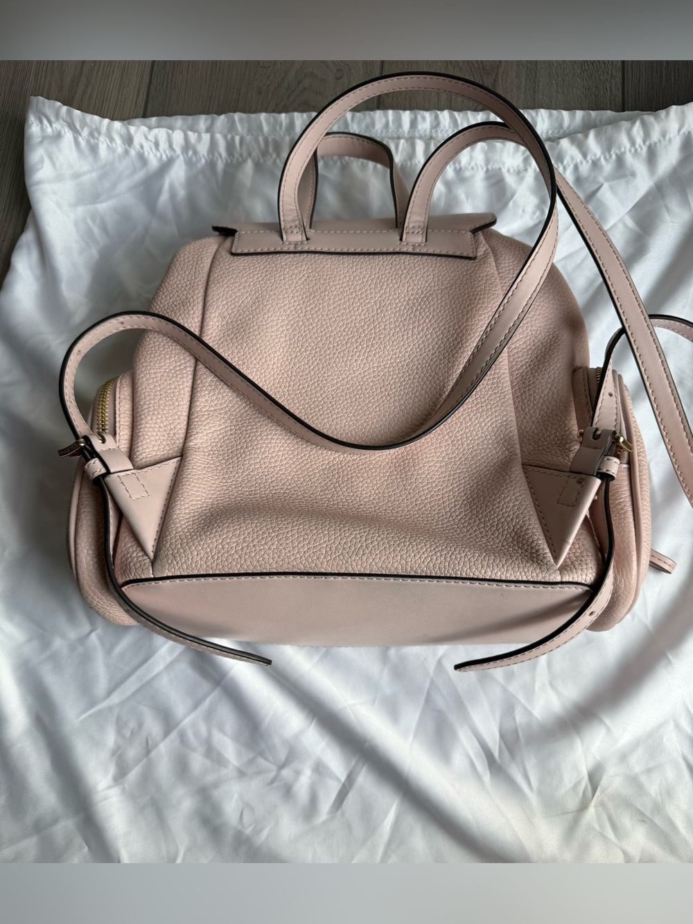Michael Kors Pale Pink Leather Backpack with Gold Chain Detail - Picture 5 of 14